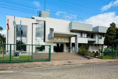Júri condena a 15 anos e 10 dias homem que matou e ocultou corpo de mulher em Içara